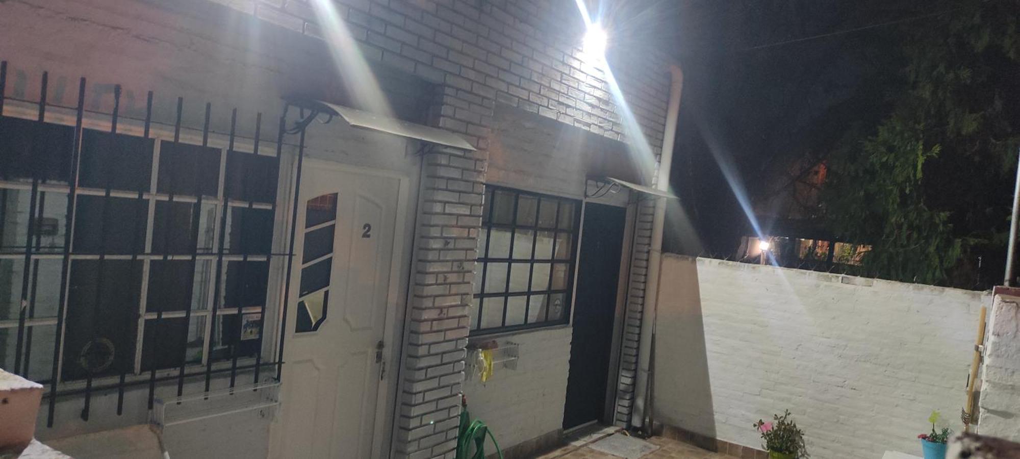 Appartamento Hospedaje 3 Aeropuerto Ezeiza Pet Friendly Tranfer Gratis Desde Y Hacia El Aeropuerto De Ezeiza A 20 Minutos Esterno foto