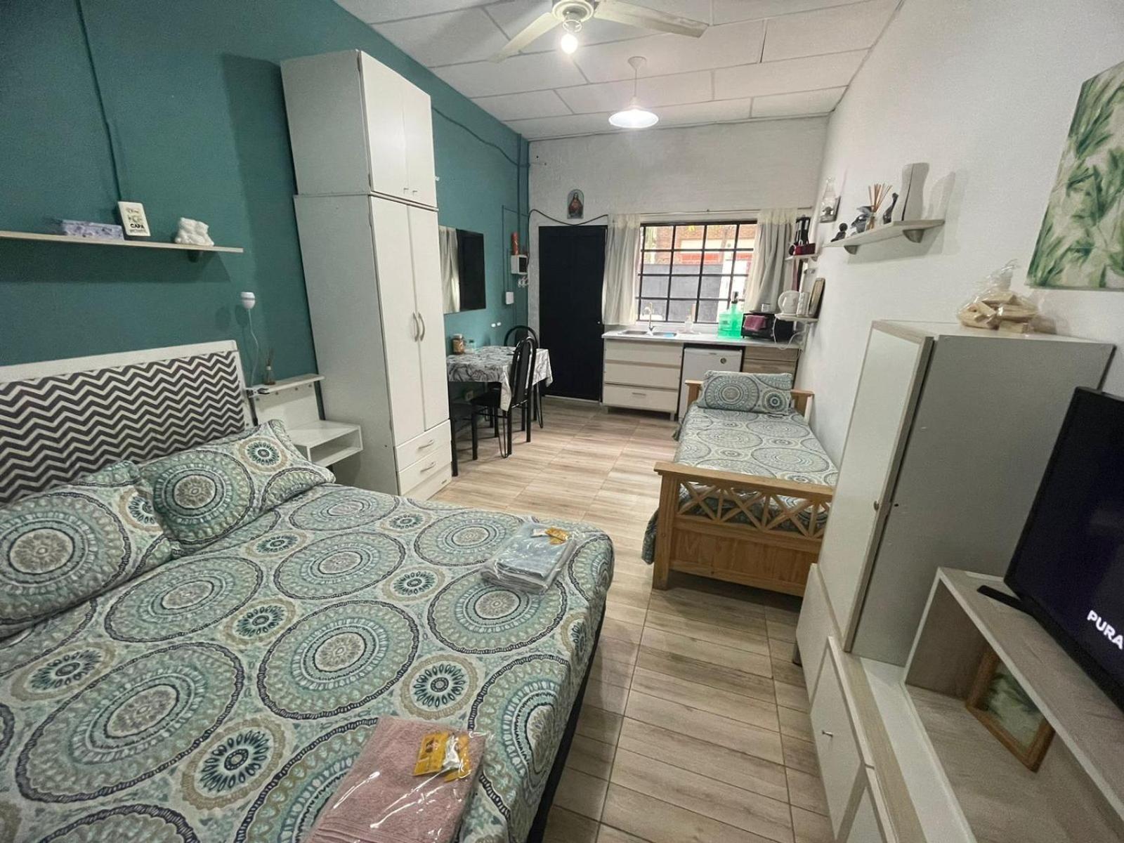Appartamento Hospedaje 3 Aeropuerto Ezeiza Pet Friendly Tranfer Gratis Desde Y Hacia El Aeropuerto De Ezeiza A 20 Minutos Esterno foto